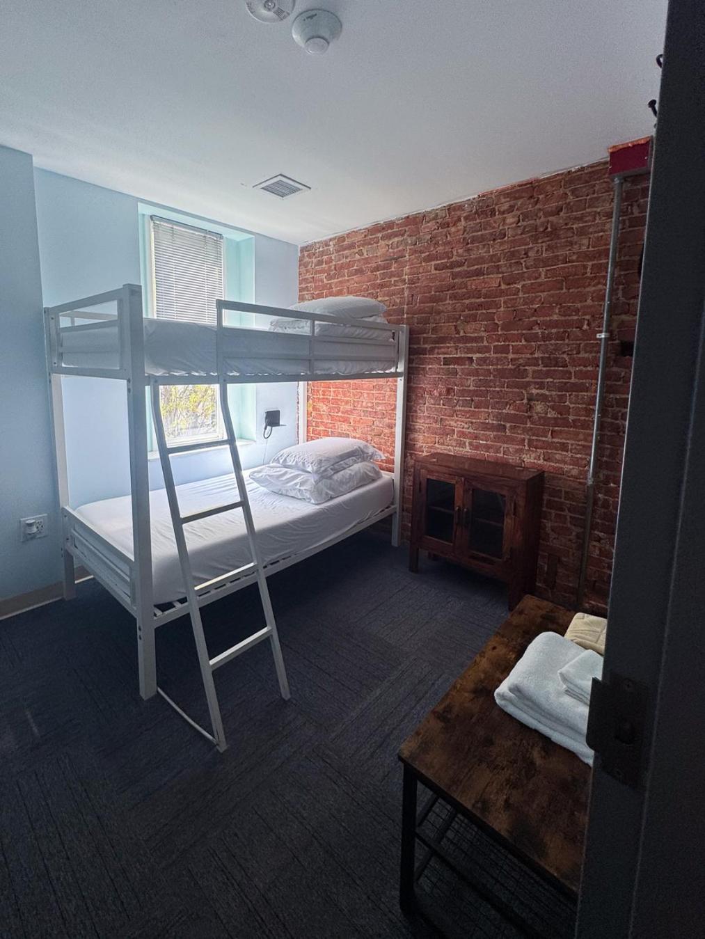U Street Capsule Hostel Washington Dış mekan fotoğraf