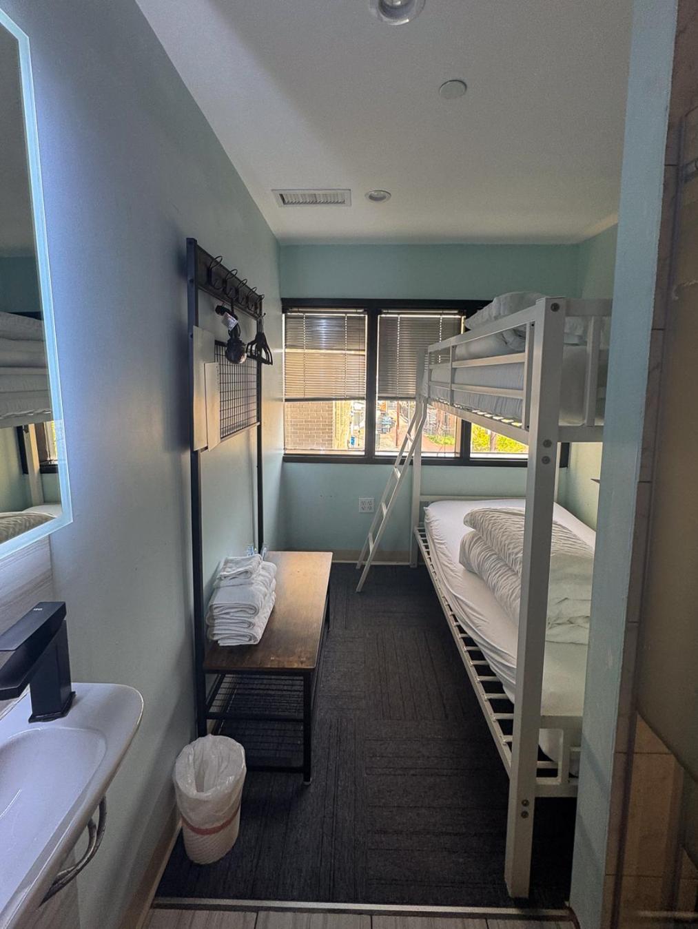 U Street Capsule Hostel Washington Dış mekan fotoğraf